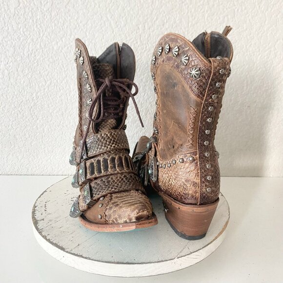 Lane SHOWDOWN Womens Cowboy Boots 8.5 Brown Short Western Cowgirl Lace-up Bootie - Picture 1 of 11